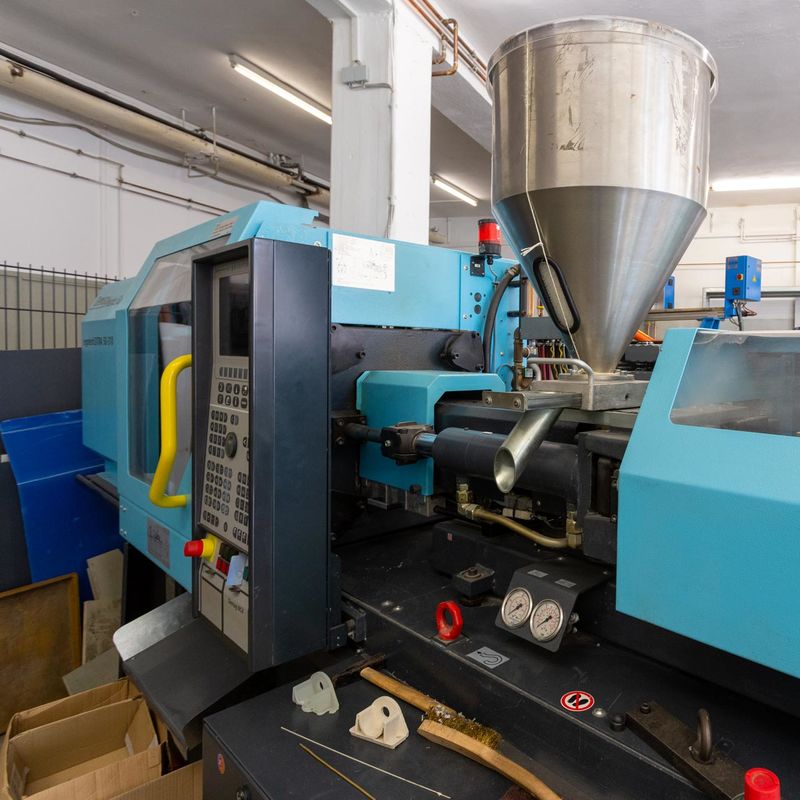 Kunststoffverarbeitung Maschine BTZ Thale