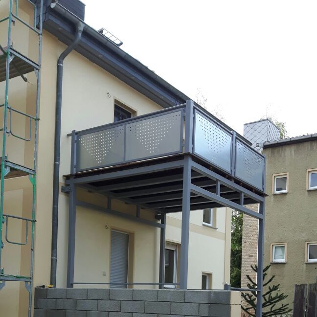 Balkon Überstand Metallverarbeitung Schweißverfahren BTZ Produktion