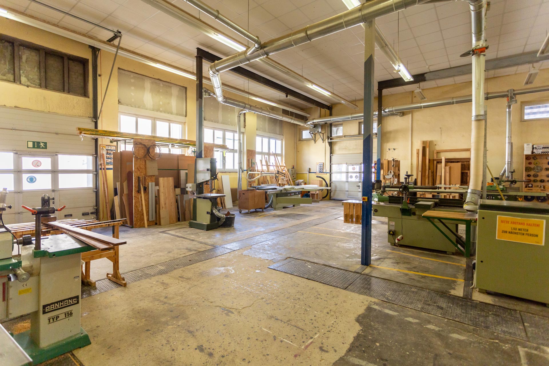Werkstatt Tischler Holzbearbeitung Maschinen Holz BTZ Thale